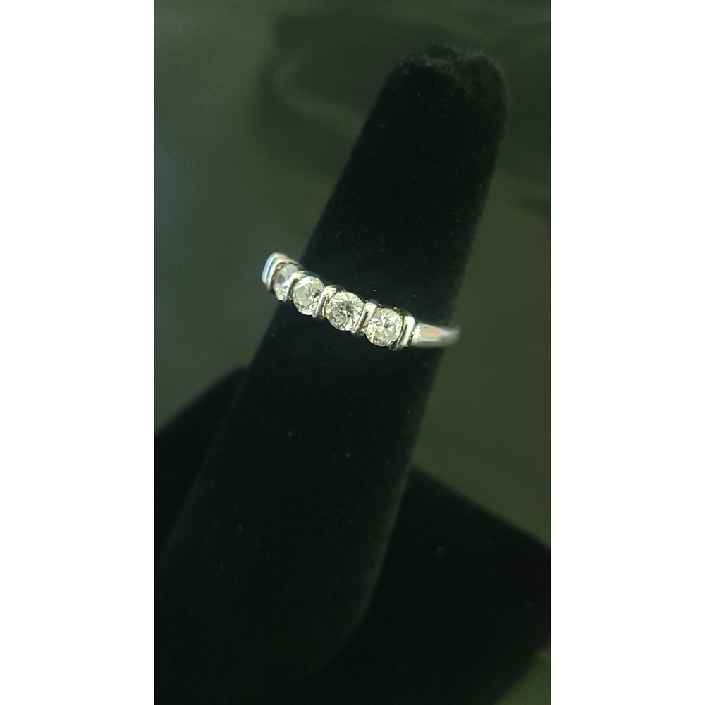 Sterling Silver 925 Five Stone Clear CZ Band Ring Size 5.5 2g